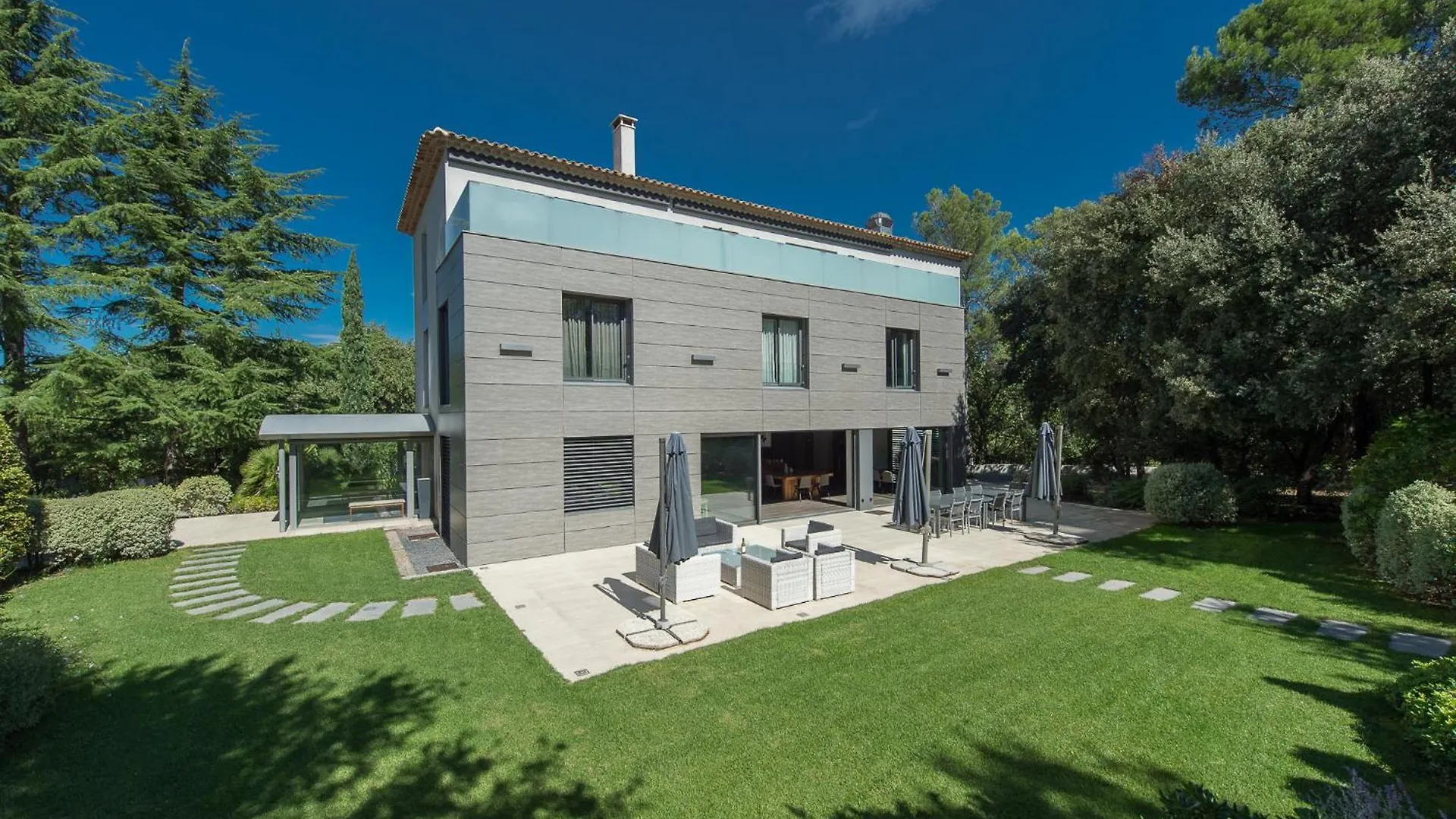 Domaine Rampale Bed & Breakfast Fuveau France