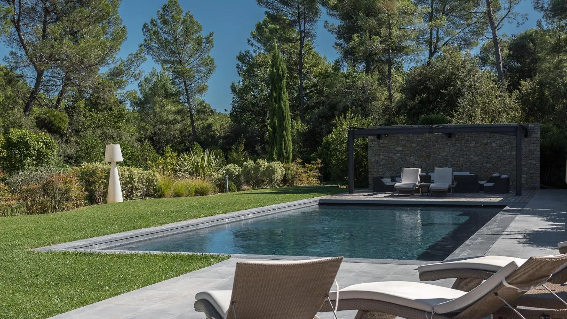 ***  Domaine Rampale Bed & Breakfast Fuveau France