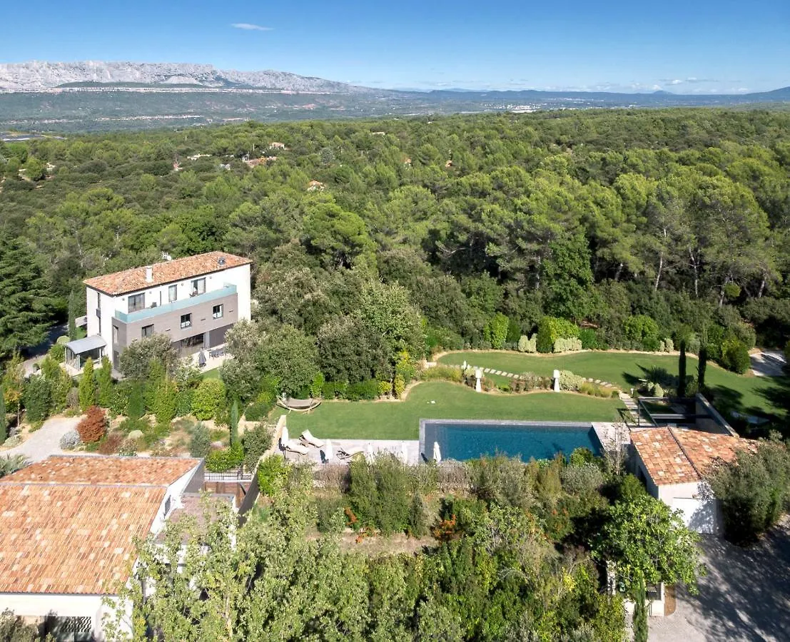 Domaine Rampale Bed & Breakfast Fuveau 3*,