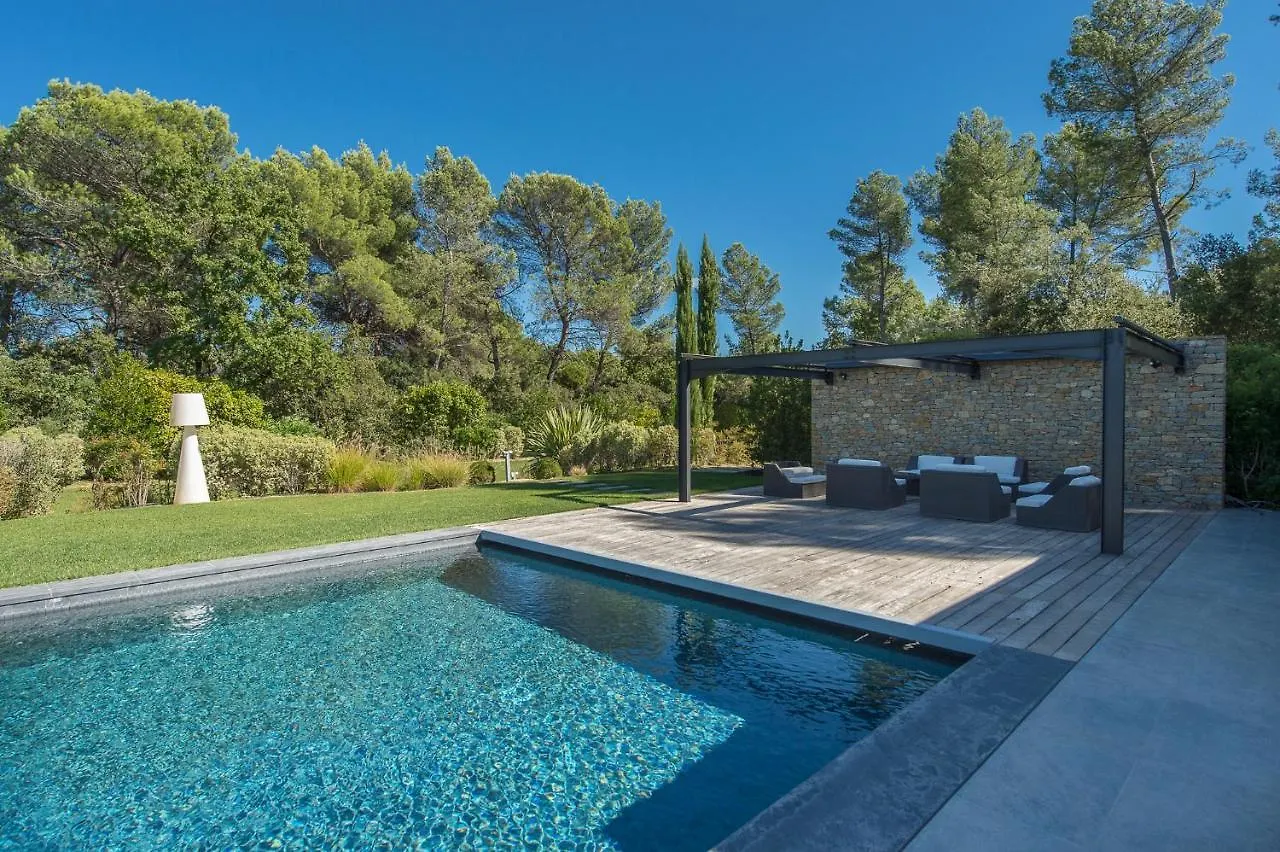 Domaine Rampale Bed & Breakfast Fuveau