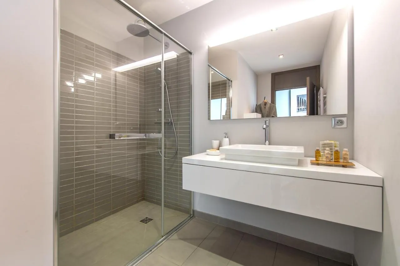 Domaine Rampale Bed & Breakfast Fuveau 3*,  France
