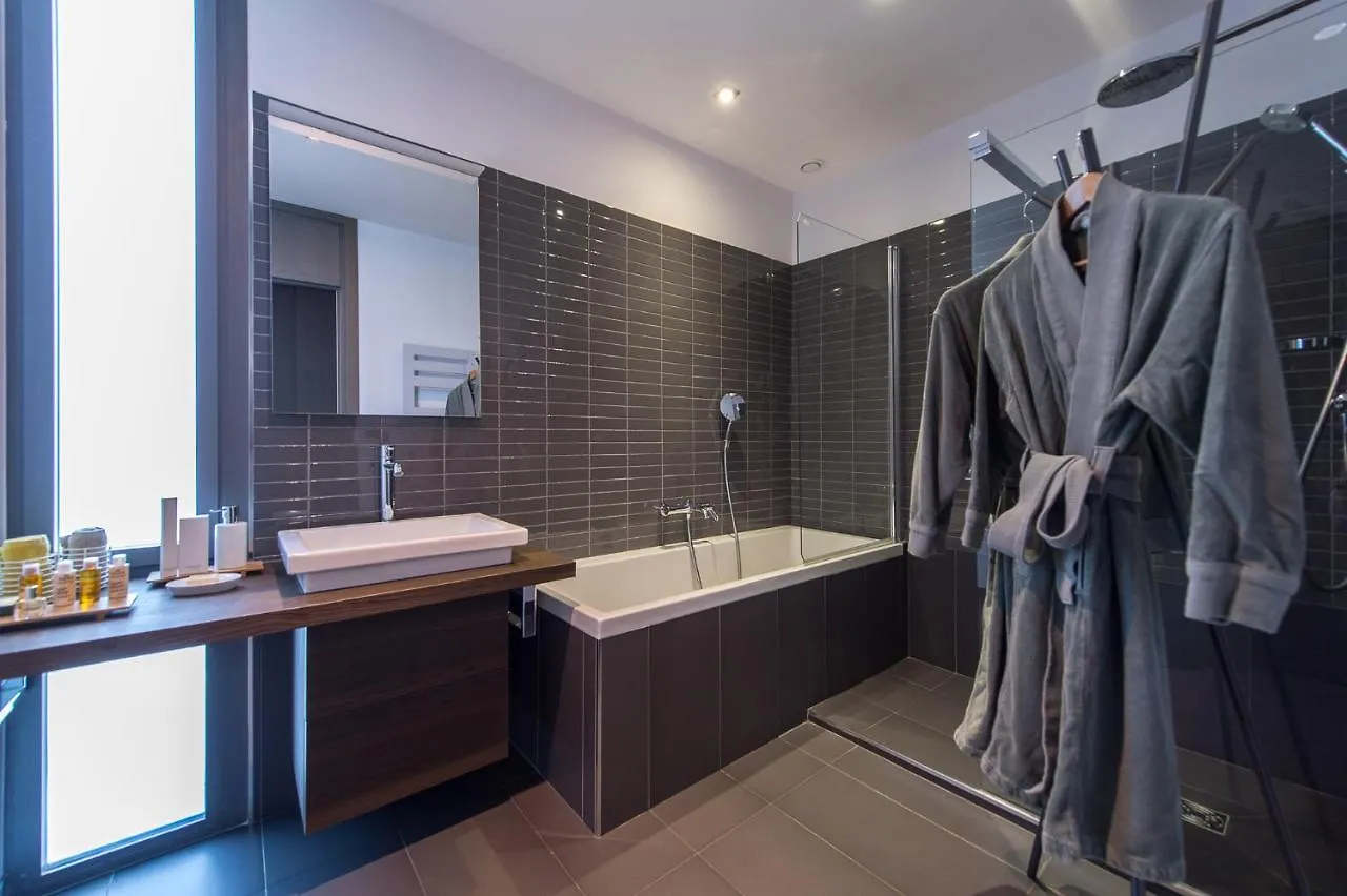 ***  Domaine Rampale Bed & Breakfast Fuveau France